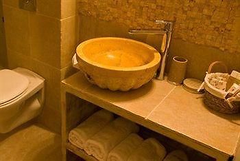נאפפליו Adiandi Boutique Hotel מראה חיצוני תמונה